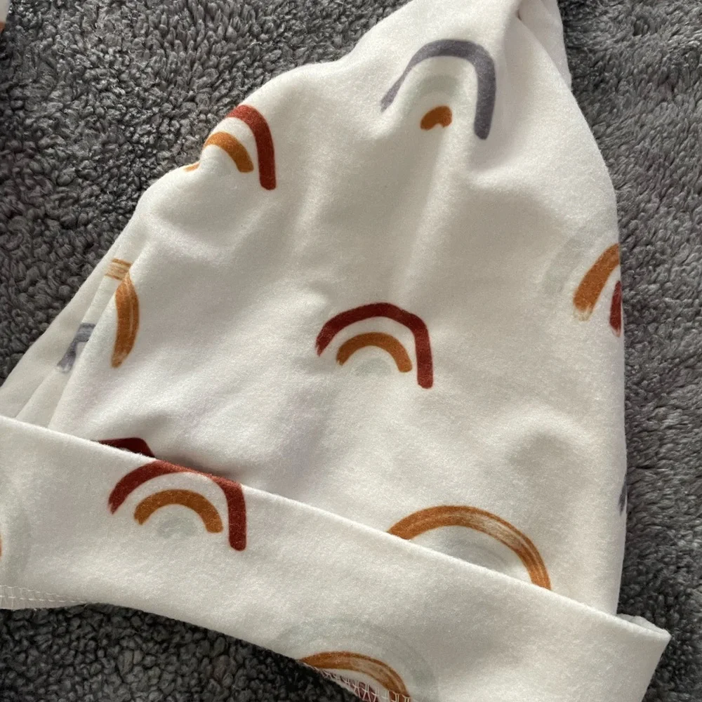 Caden Lane sleep gown and hat set 0-3